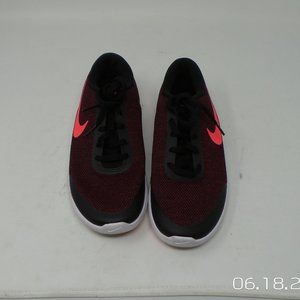 Nike Women's Flex Experience Run 7 Shoe